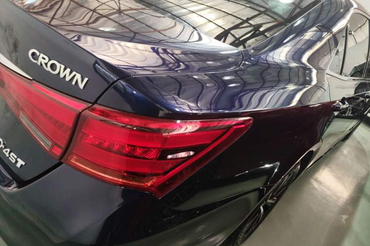 Used Toyota Crown 2018 2.0T Fashion Edition Right Rear Taillight