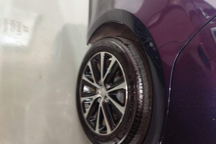 Used Toyota Crown 2018 2.0T Fashion Edition Right Rear Wheel Hub
