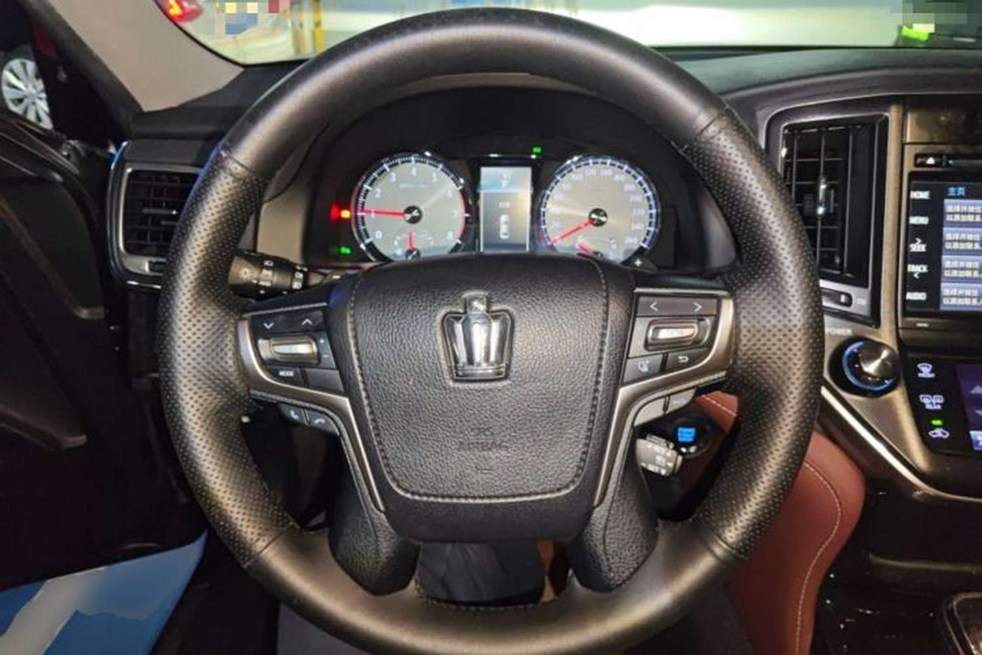 Used Toyota Crown 2018 2.0T Sport Edition Steering Wheel