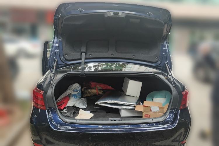 Used Toyota Crown 2018 2.0T Sport Edition Trunk