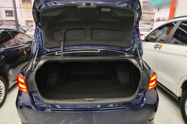 Used Toyota Crown 2018 2.0T Fashion Edition Trunk