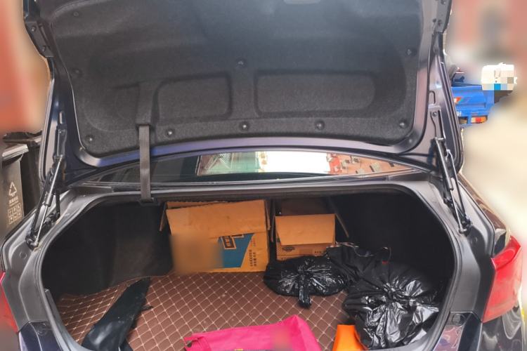 Used Toyota Crown 2018 2.0T Sport Edition Trunk