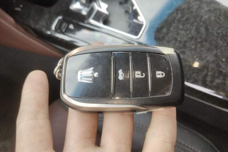 Used Toyota Crown 2018 2.0T Sport Edition Vehicle Key
