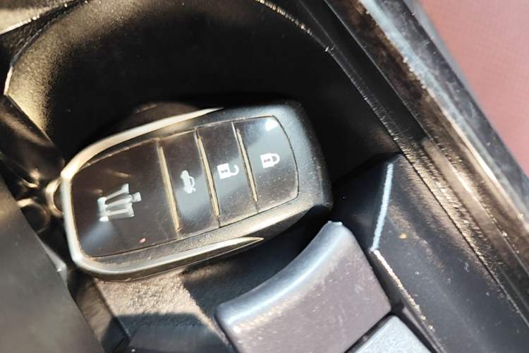 Used Toyota Crown 2018 2.0T Sport Edition Vehicle Key