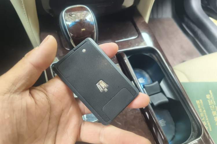 Used Toyota Crown 2018 2.0T Elite Edition Vehicle Key