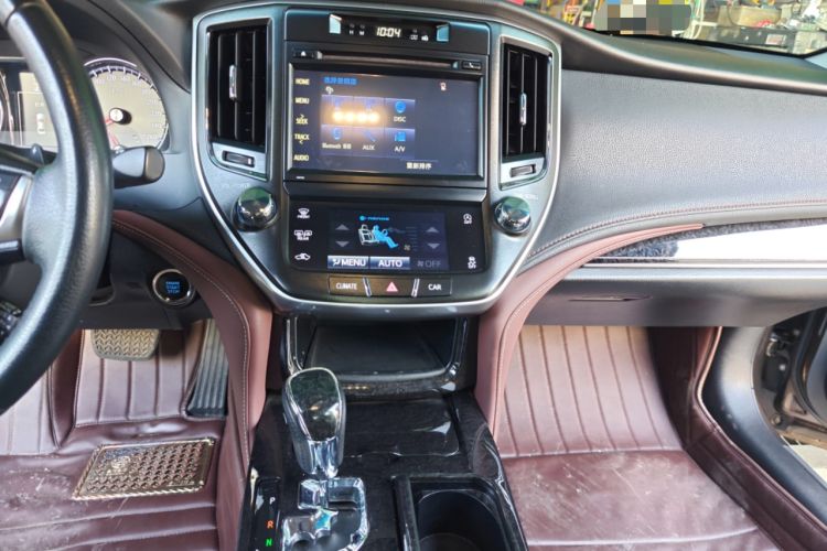 Used Toyota Crown 2018 2.0T Sport Edition Audio And AC Panel