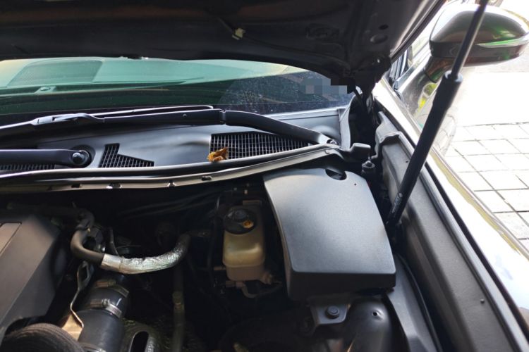 Used Toyota Crown 2018 2.0T Sport Edition Engine Bay Left