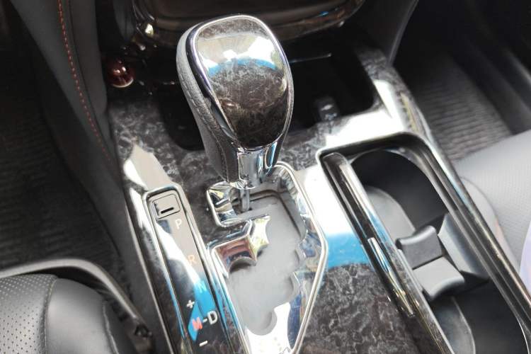 Used Toyota Crown 2018 2.0T Fashion Edition Gear Lever