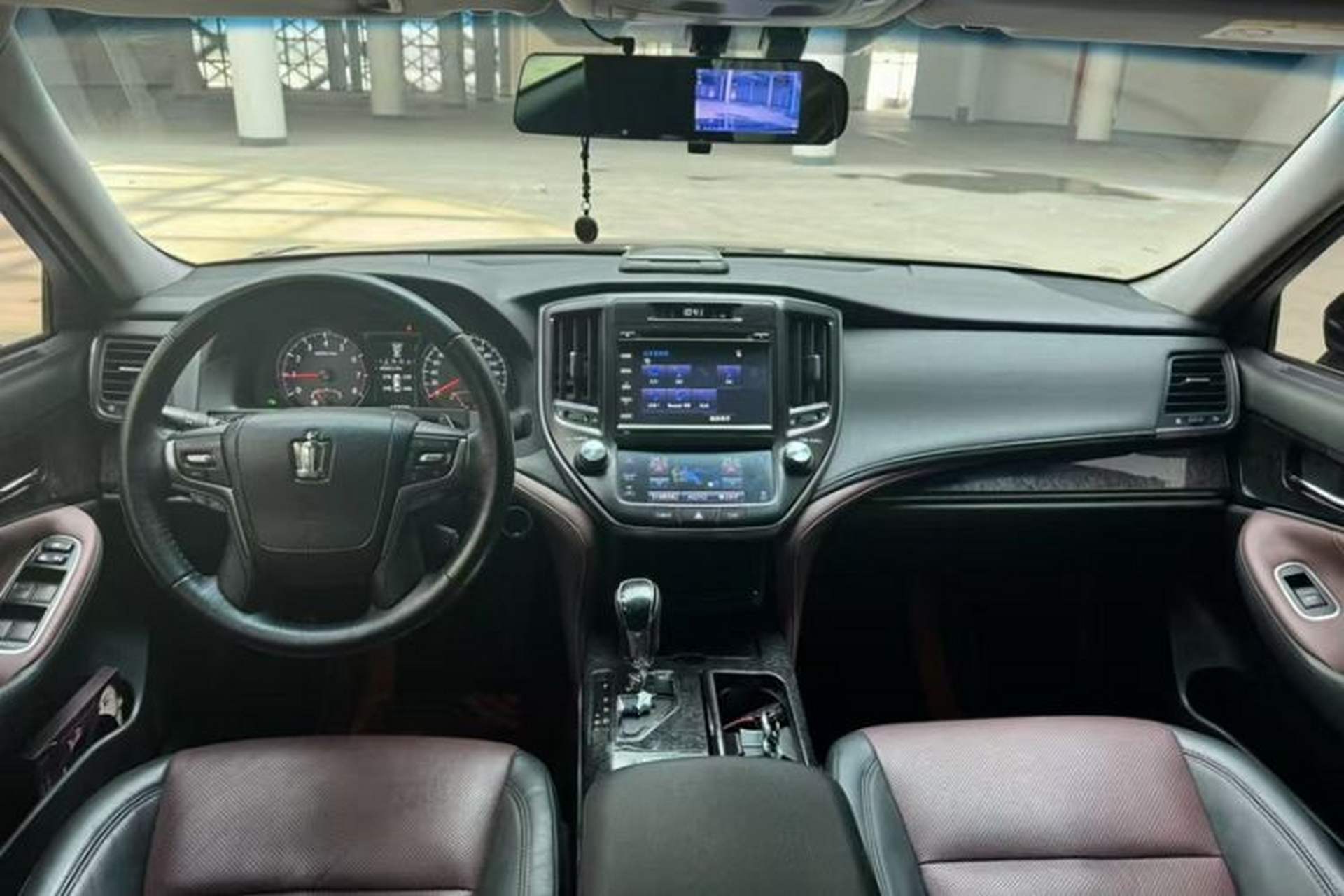 Used Toyota Crown 2018 2.0T Sport Edition Interior 2