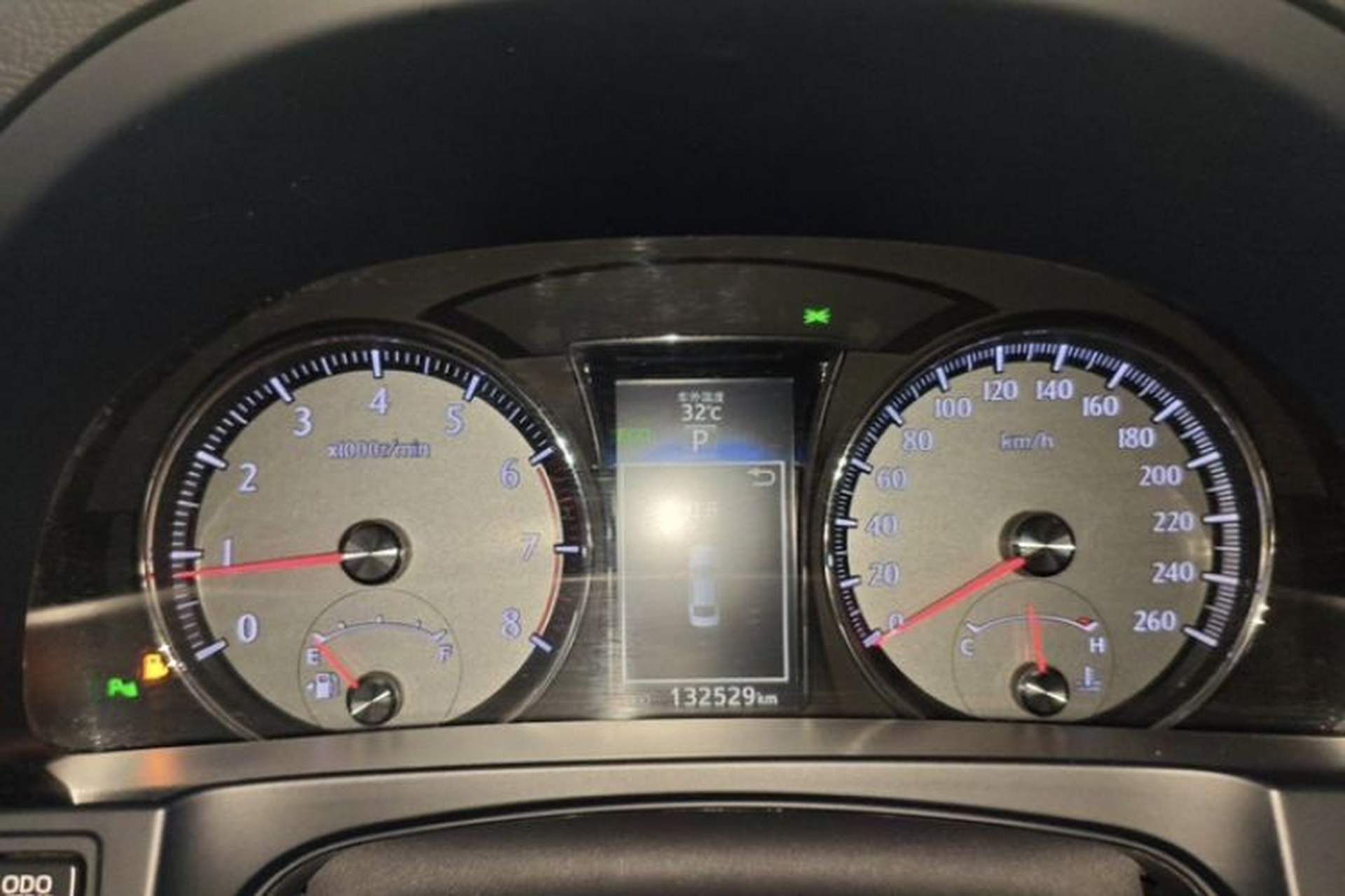 Used Toyota Crown 2018 2.0T Sport Edition Odometer Close Up