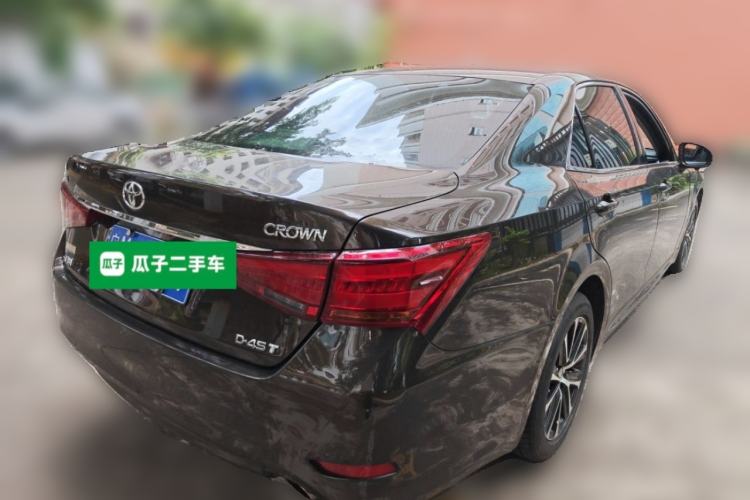 Used Toyota Crown 2018 2.0T Fashion Edition Rear Right 45 Deg