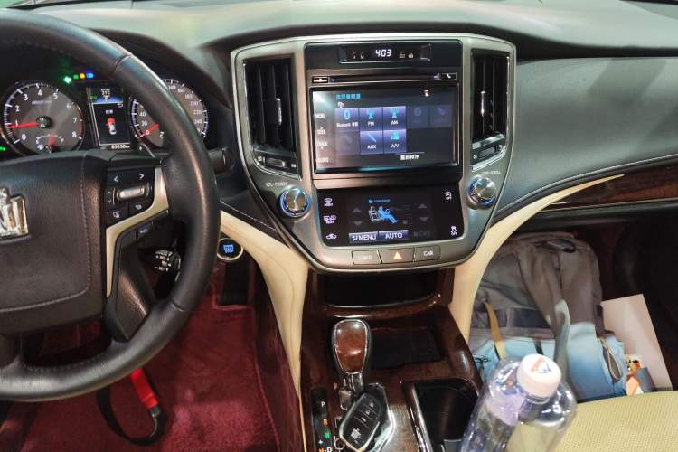 Used Toyota Crown 2018 2.0T Fashion Edition Audio And AC Panel