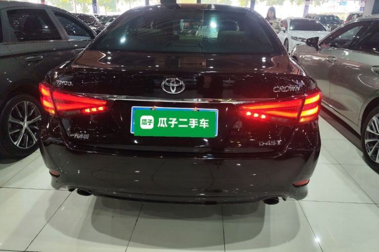 Used Toyota Crown 2018 2.0T Fashion Edition Exterior 4