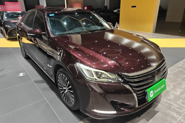 Used Toyota Crown 2018 2.0T Sport Edition Front Right 45 Deg