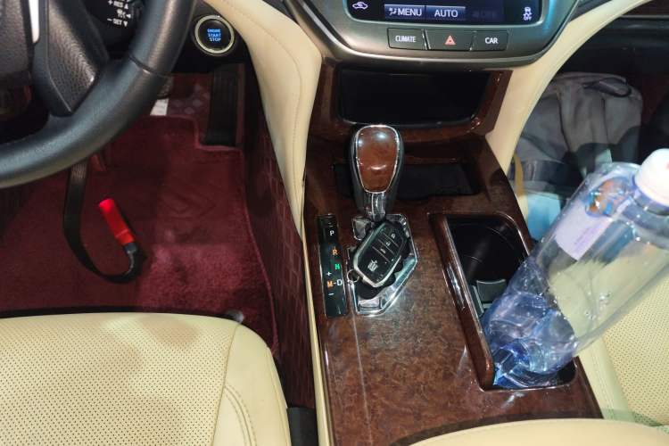 Used Toyota Crown 2018 2.0T Fashion Edition Gear Lever