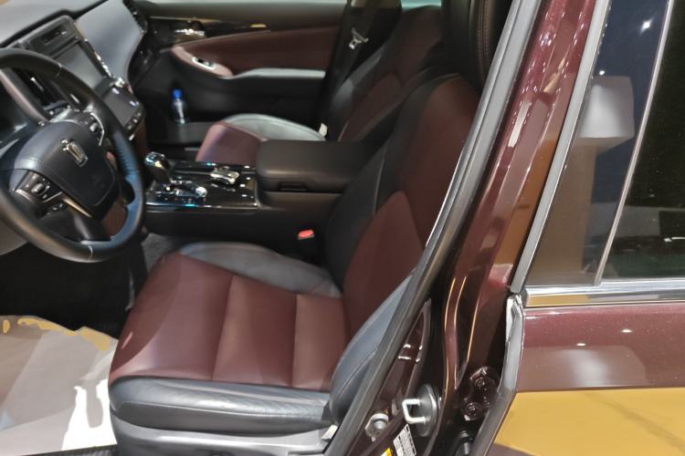 Used Toyota Crown 2018 2.0T Sport Edition Left Front Seat