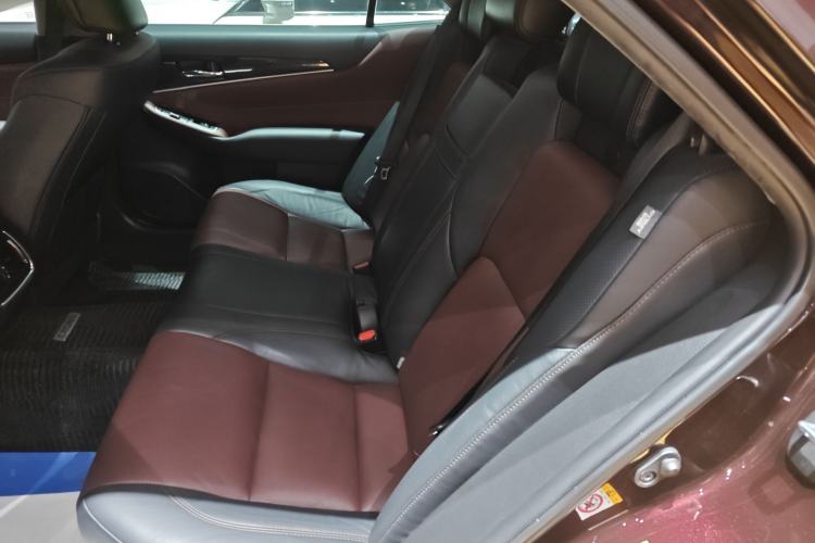 Used Toyota Crown 2018 2.0T Sport Edition Left Rear Seat