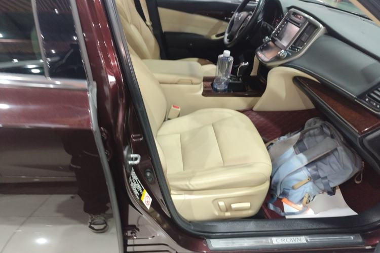 Used Toyota Crown 2018 2.0T Fashion Edition Right Front Seat