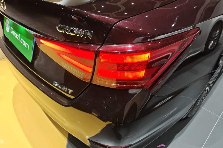 Used Toyota Crown 2018 2.0T Sport Edition Right Rear Taillight