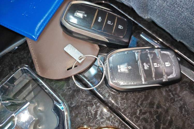 Used Toyota Crown 2018 2.0T Sport Edition Vehicle Key