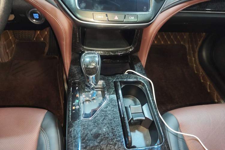 Used Toyota Crown 2018 2.0T Sport Edition Gear Lever