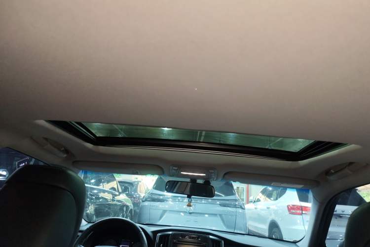 Used Toyota Crown 2018 2.0T Sport Edition Headliner