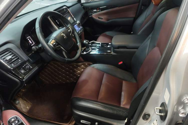Used Toyota Crown 2018 2.0T Sport Edition Left Front Seat