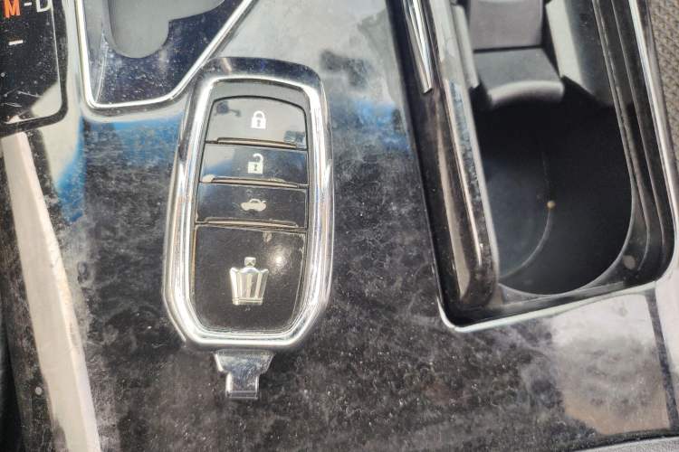 Used Toyota Crown 2018 2.0T Sport Edition Vehicle Key
