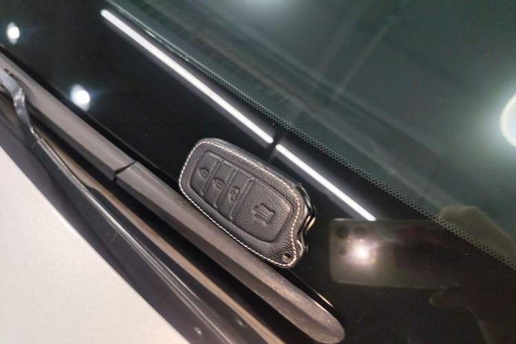 Used Toyota Crown 2018 2.0T Sport Edition Vehicle Key