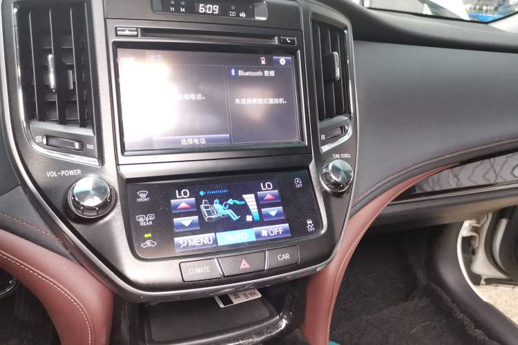 Used Toyota Crown 2018 2.0T Sport Edition Audio And AC Panel