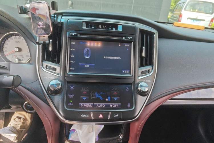 Used Toyota Crown 2018 2.0T Sport Edition Audio And AC Panel
