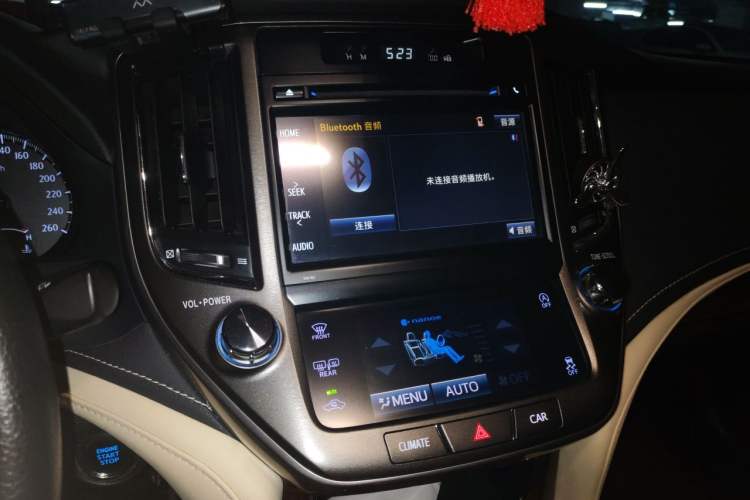 Used Toyota Crown 2018 2.0T Fashion Edition Audio And AC Panel