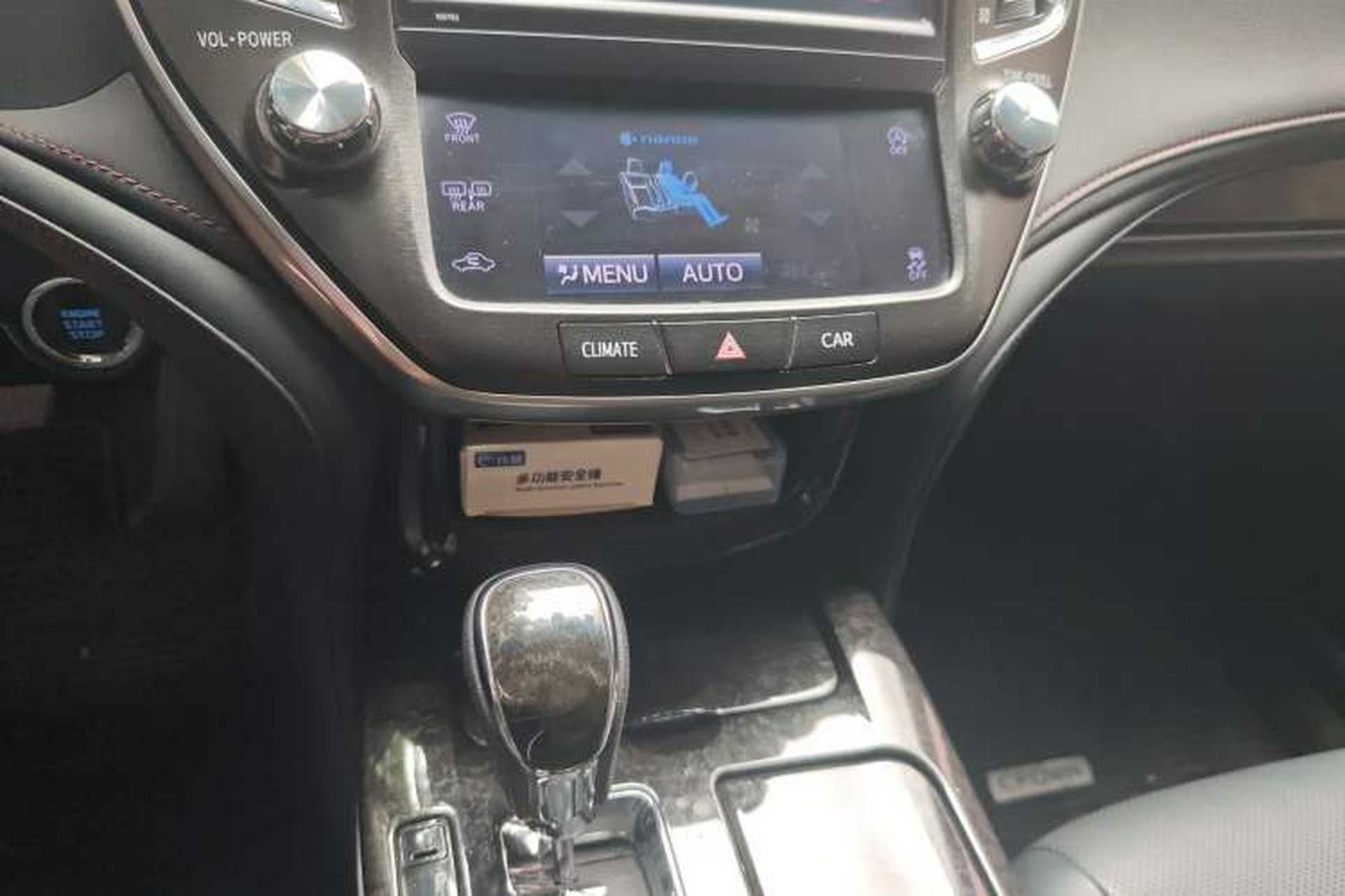 Used Toyota Crown 2018 2.0T Fashion Edition Audio And AC Panel