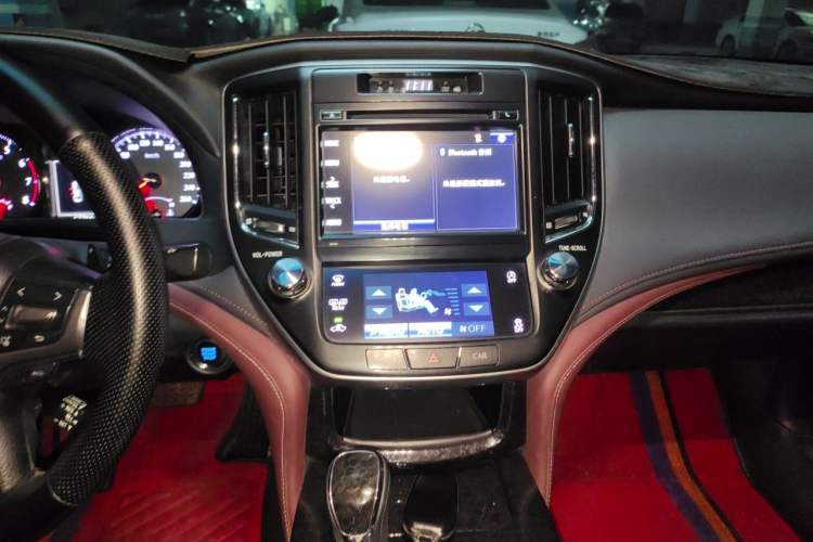 Used Toyota Crown 2018 2.0T Sport Edition Audio And AC Panel