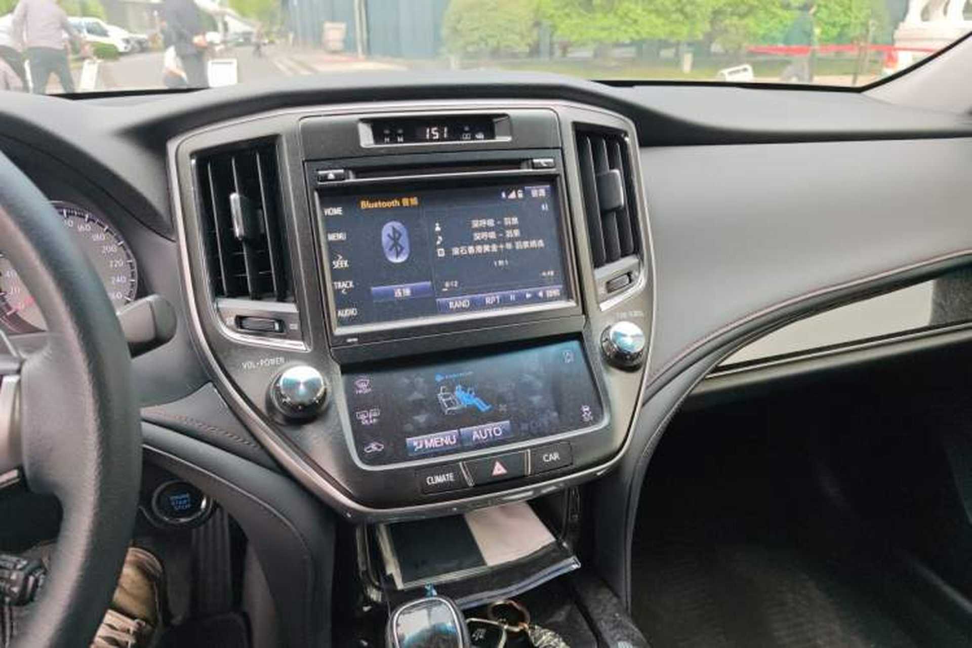 Used Toyota Crown 2018 2.0T Fashion Edition Audio And AC Panel