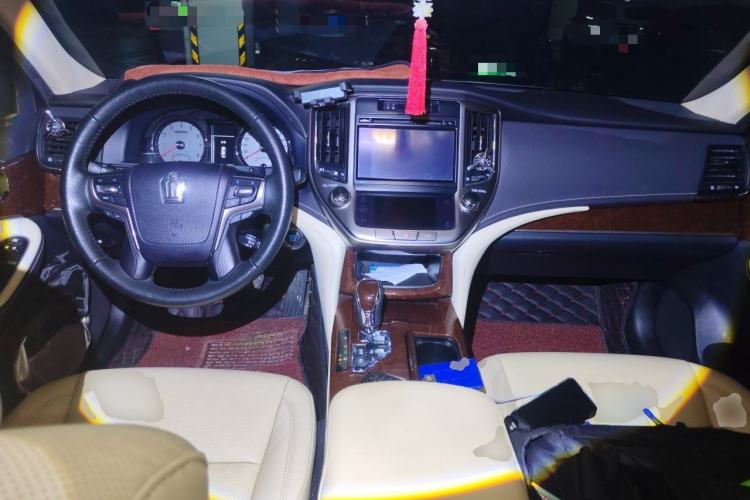 Used Toyota Crown 2018 2.0T Fashion Edition Center Console