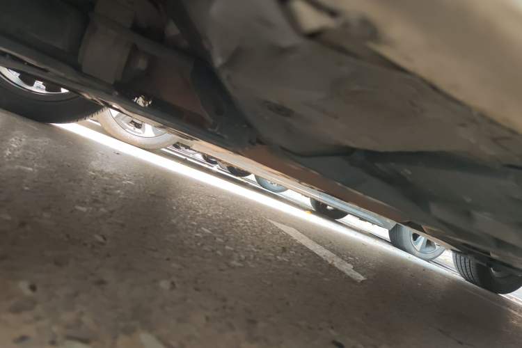 Used Toyota Crown 2018 2.0T Fashion Edition Chassis Front Left