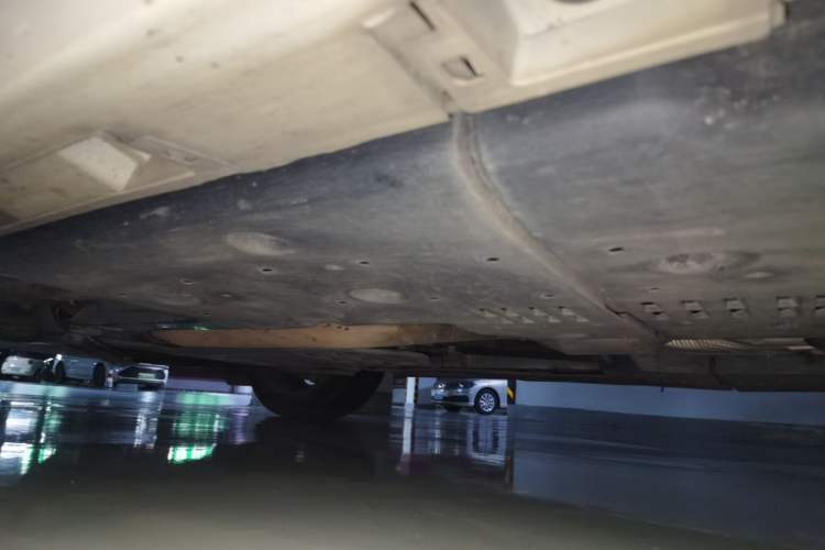 Used Toyota Crown 2018 2.0T Fashion Edition Chassis Front Left