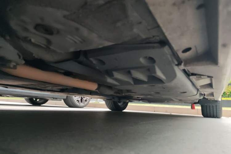 Used Toyota Crown 2018 2.0T Fashion Edition Chassis Front Left