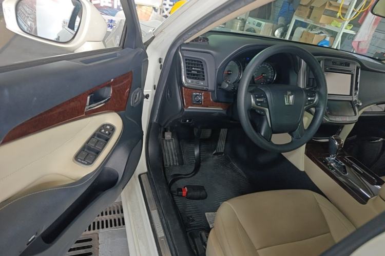 Used Toyota Crown 2018 2.0T Pioneer Edition Driver Seat