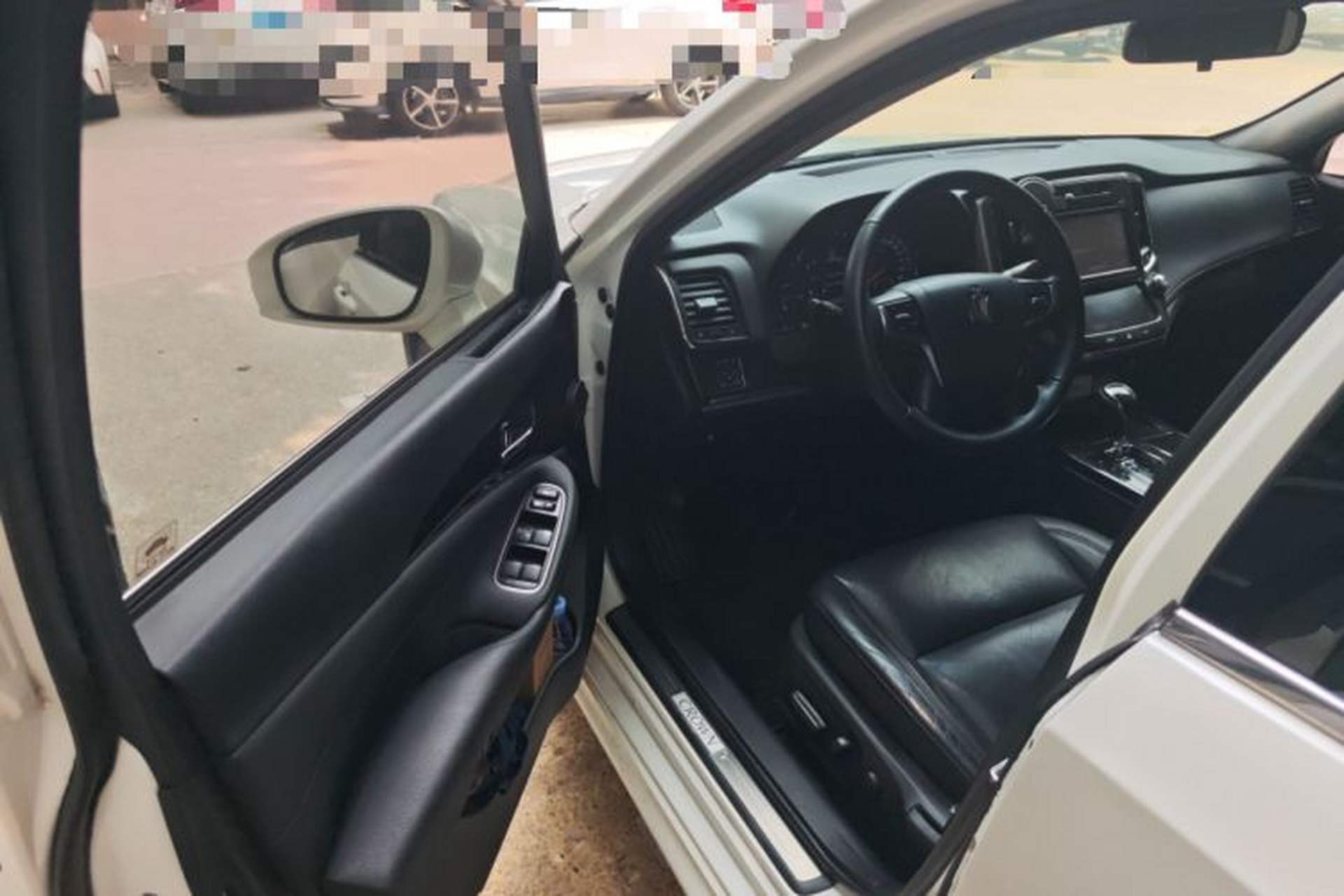 Used Toyota Crown 2018 2.0T Fashion Edition Driver Seat