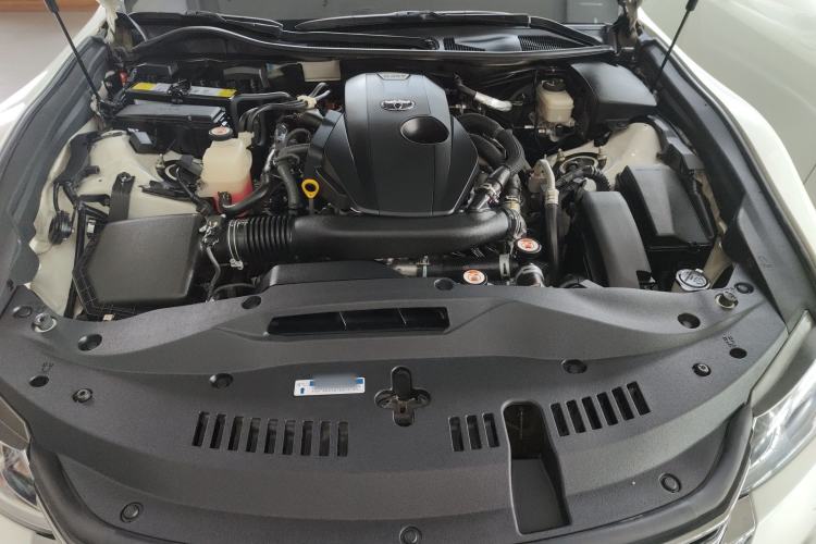 Used Toyota Crown 2018 2.0T Fashion Edition Engine Bay