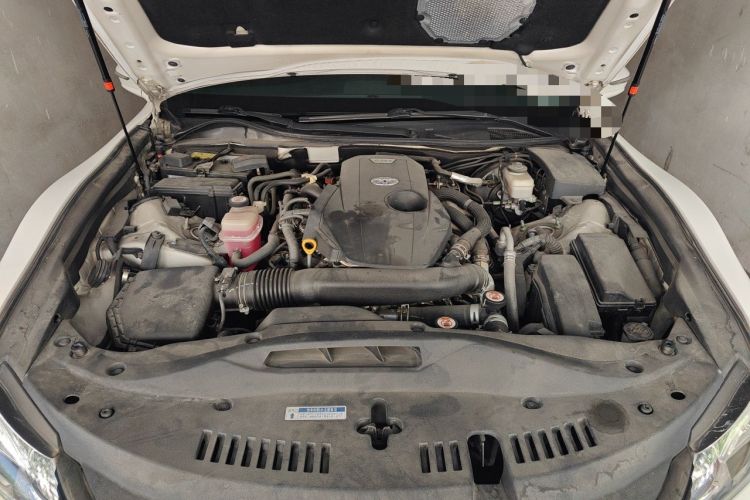 Used Toyota Crown 2018 2.0T Fashion Edition Engine Bay