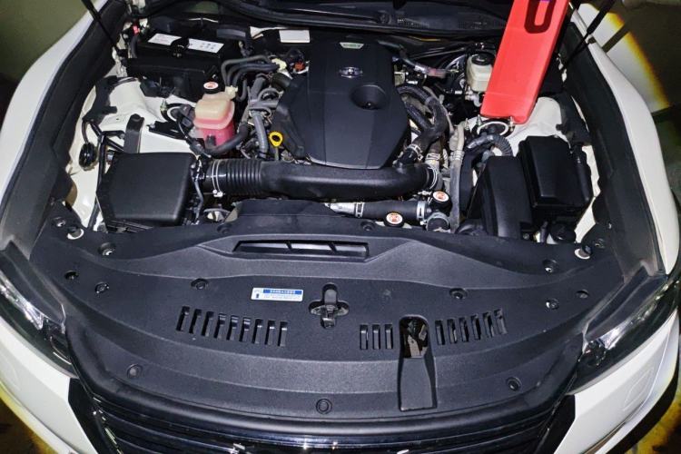Used Toyota Crown 2018 2.0T Fashion Edition Engine Bay