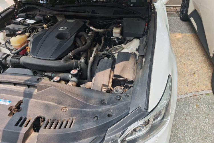 Used Toyota Crown 2018 2.0T Fashion Edition Engine Bay Left