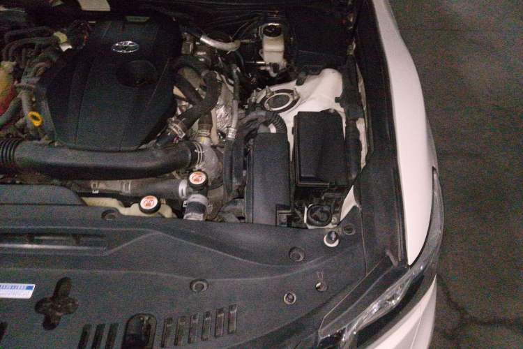 Used Toyota Crown 2018 2.0T Fashion Edition Engine Bay Left