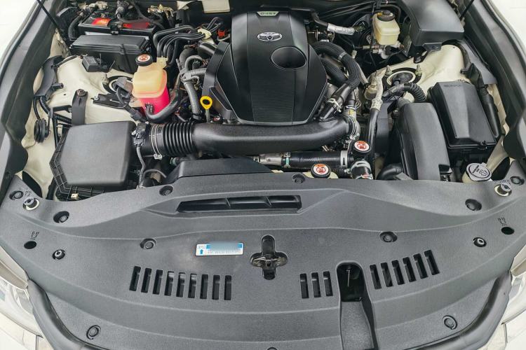 Used Toyota Crown 2018 2.0T Fashion Edition Engine Bay