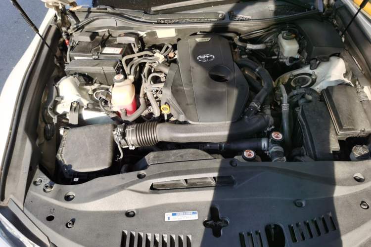 Used Toyota Crown 2018 2.0T Sport Edition Engine Bay Right