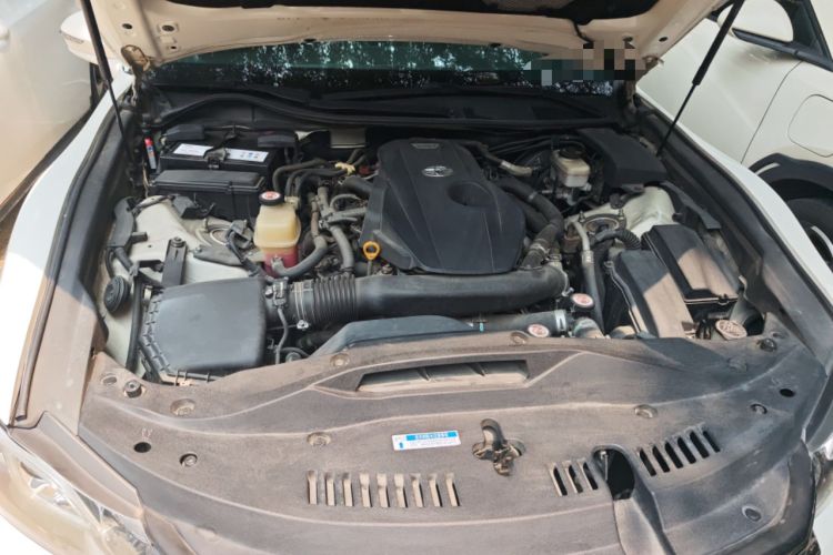 Used Toyota Crown 2018 2.0T Fashion Edition Engine Bay