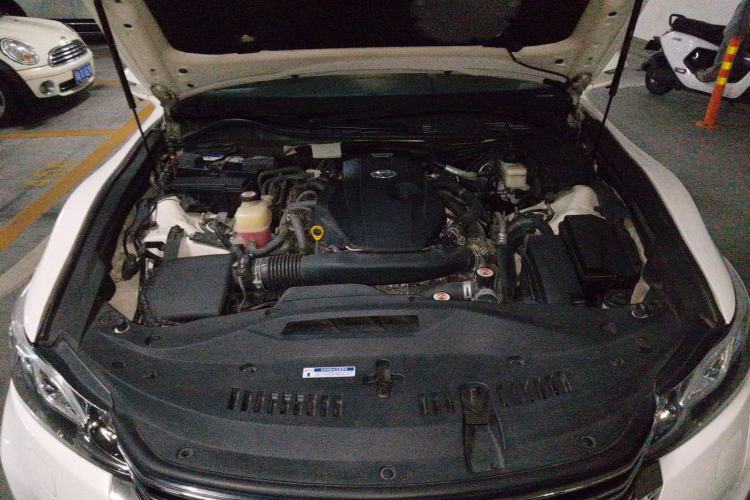Used Toyota Crown 2018 2.0T Fashion Edition Engine Bay